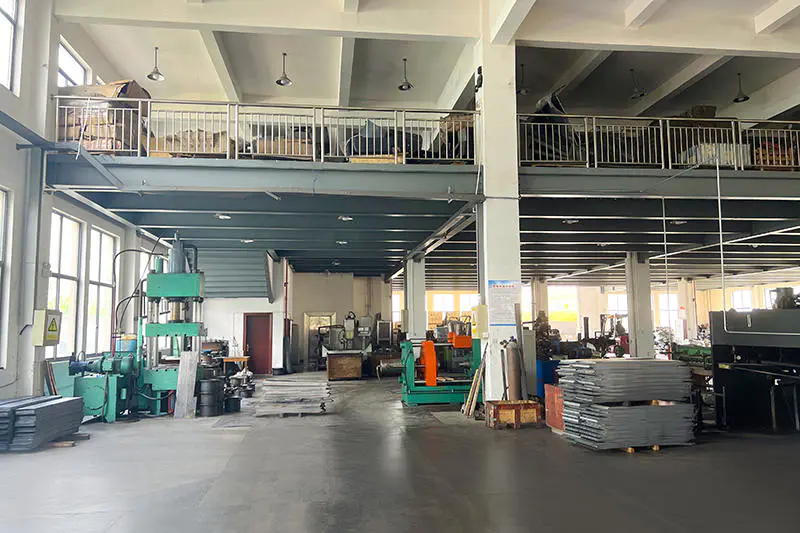 Thiết bị thực vật